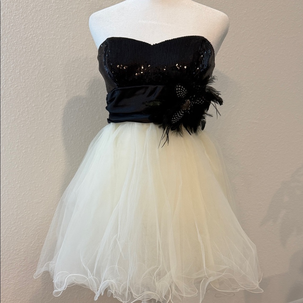 Speechless Strapless Dress with Black Sequined Bodice and Cream Tulle Skirt